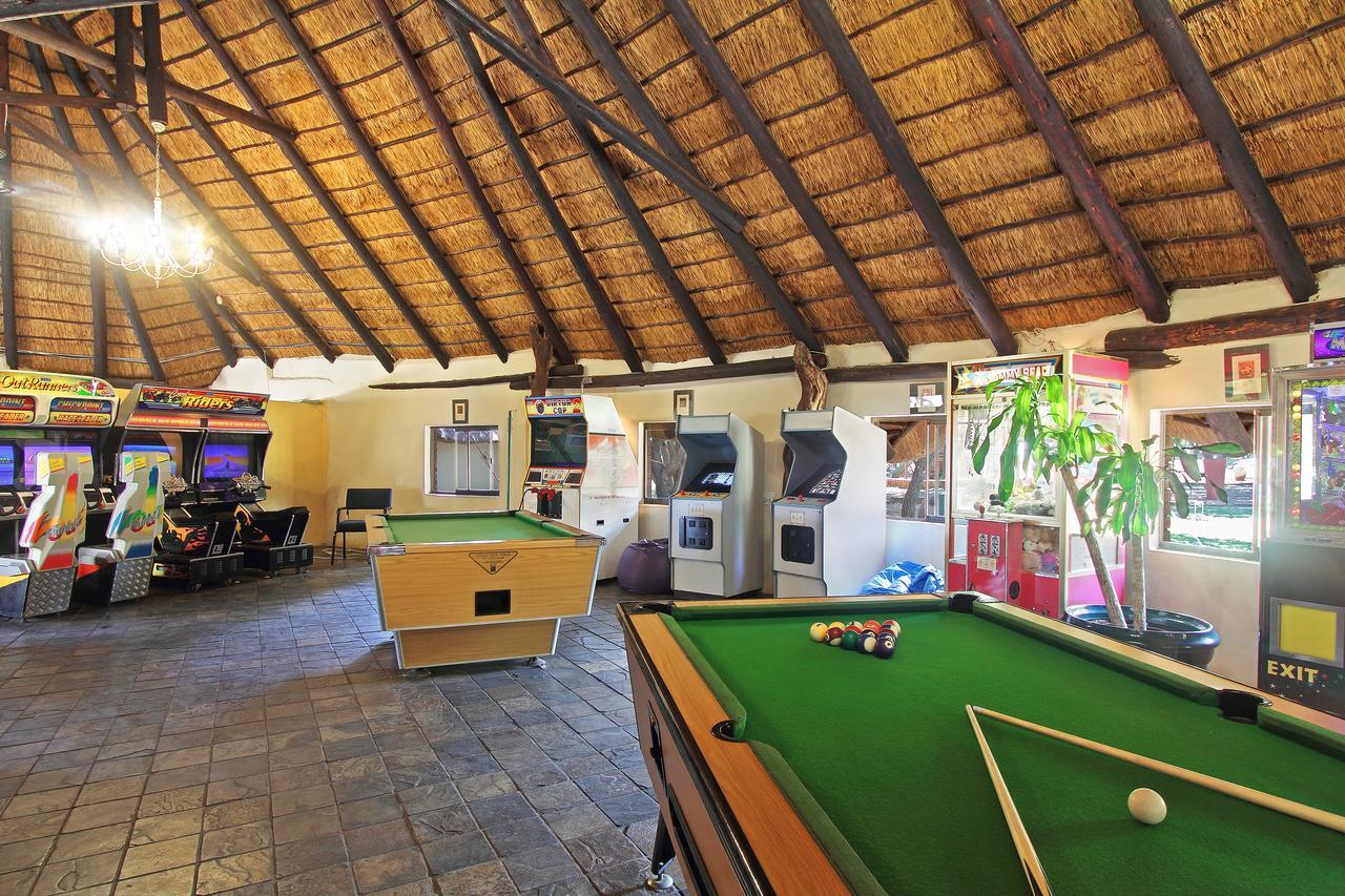 Monateng Safari Lodge Wallmannstal Екстериор снимка